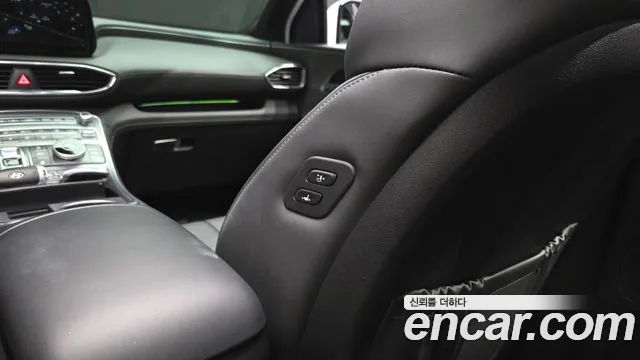 Hyundai Santafe Новый Santa Fe Бензин 2.5T 2WD — Фото автомобиля 30