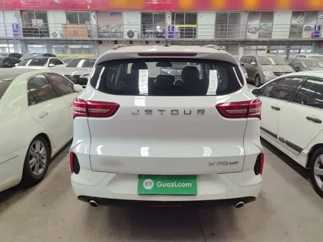 Jetour X70 — Фото автомобиля 5