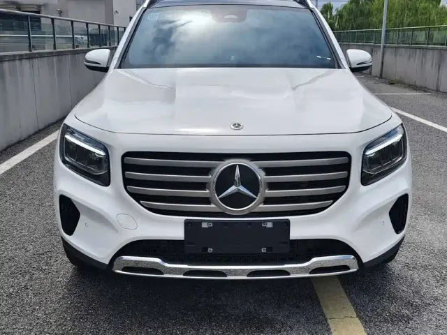 Mercedes-Benz GLB-Class — Фото автомобиля 3