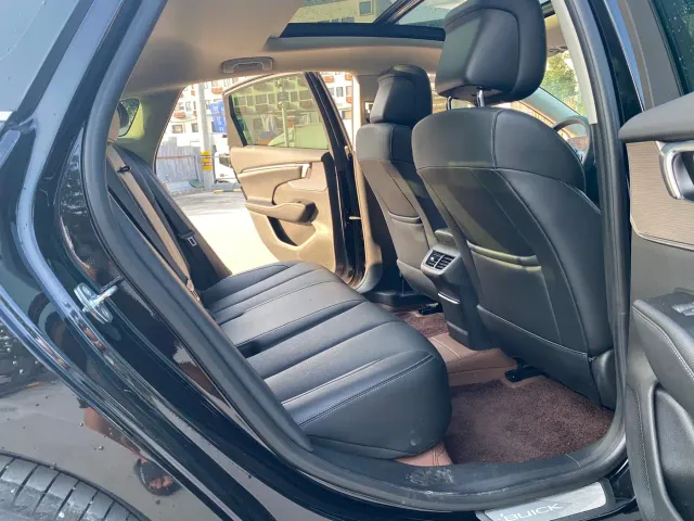Buick LaCrosse — Фото автомобиля 13