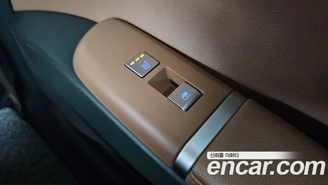 Hyundai Grandeur GN7 — Фото автомобиля 25
