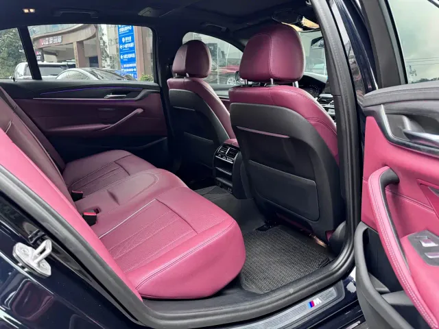 BMW BMW 5 Series 2022 Facelift 530Li Leading M Sport Package — Фото автомобиля 12