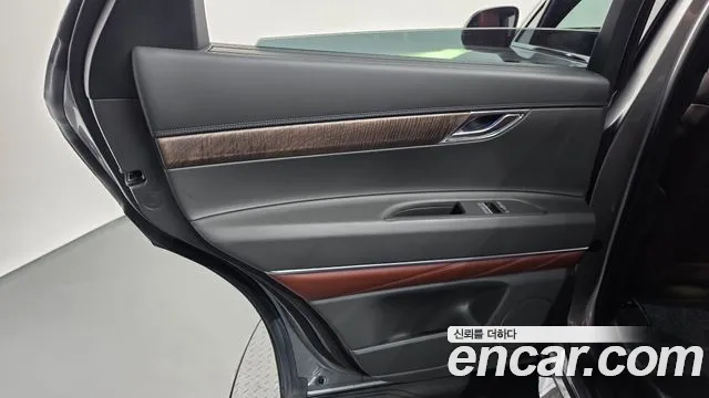 Genesis GV80 — Фото автомобиля 14