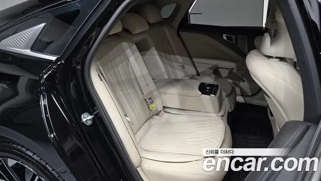 Kia K8 (New) Hybrid — Фото автомобиля 18