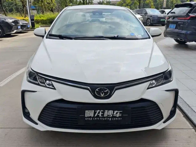Toyota Corolla — Фото автомобиля 2