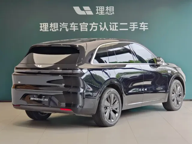 Li Auto L6 — Фото автомобиля 3