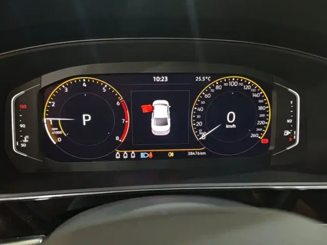 Volkswagen Passat — Фото автомобиля 11