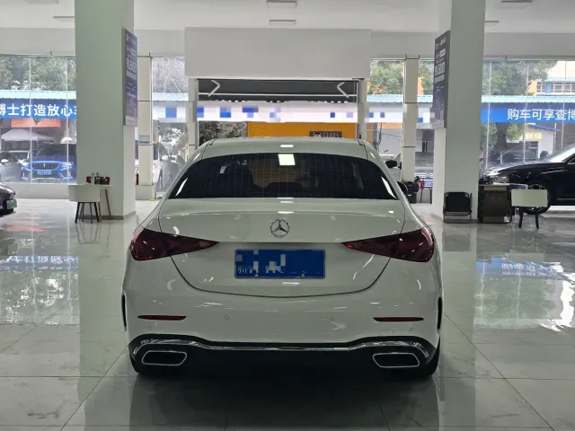 Mercedes-Benz C-Class — Фото автомобиля 12