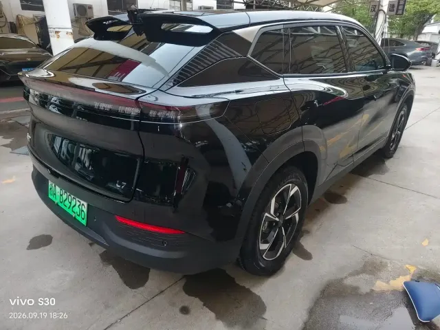 Dongfeng Fengshen L7 — Фото автомобиля 12