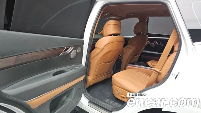 Genesis GV80 — Фото автомобиля 16