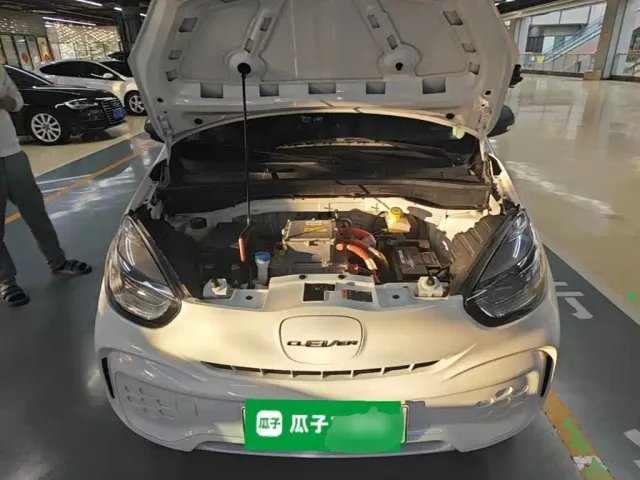 Roewe Clever — Фото автомобиля 19