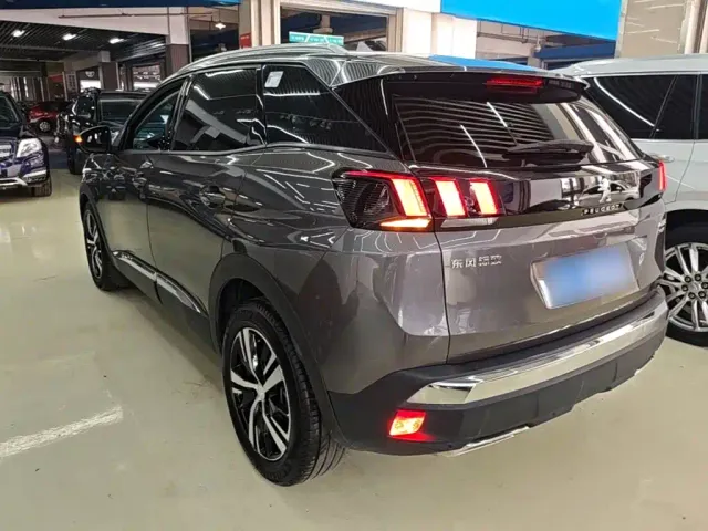 Peugeot 4008 — Фото автомобиля 4