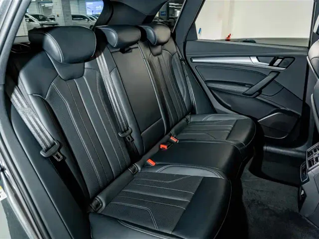 Audi Q5L — Фото автомобиля 22