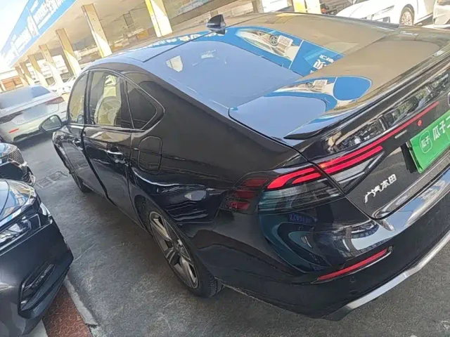 Honda Accord — Фото автомобиля 4