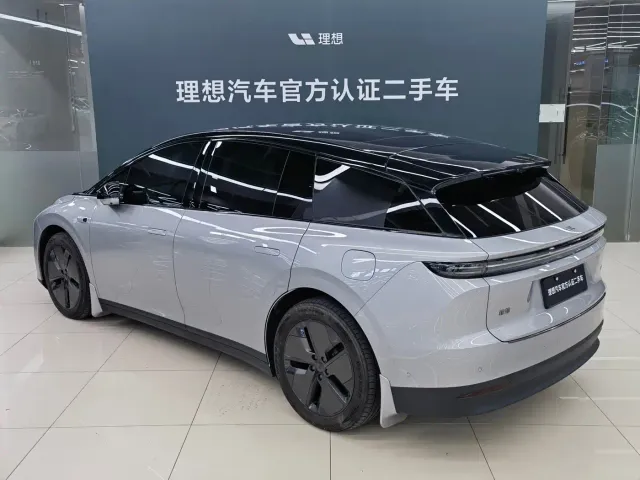 Li Auto i6 — Фото автомобиля 13