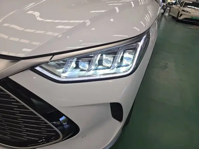 BYD Song PLUS — Фото автомобиля 23