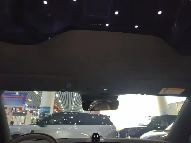 Nio EC6 — Фото автомобиля 17