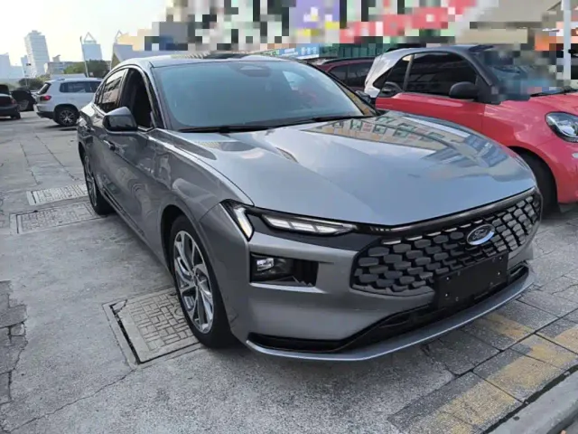 Ford Mondeo — Фото автомобиля 3