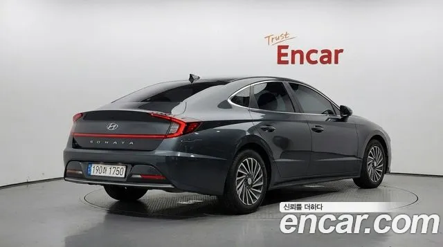 Hyundai Sonata — Фото автомобиля 2