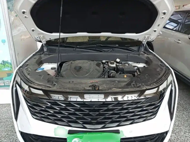 Geely Boyue L — Фото автомобиля 19