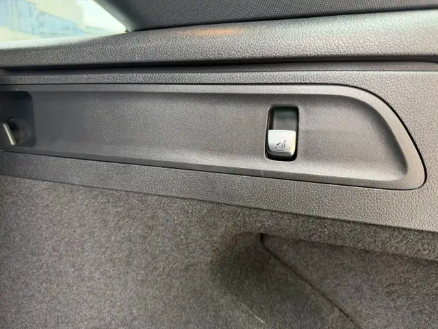Mercedes-Benz GLC-Class — Фото автомобиля 17