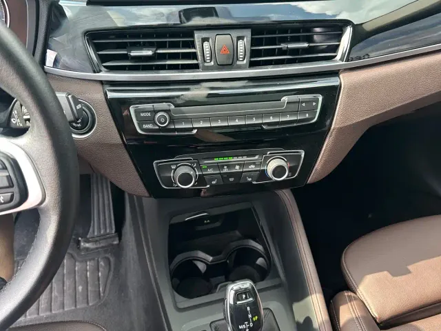 BMW X1 — Фото автомобиля 14