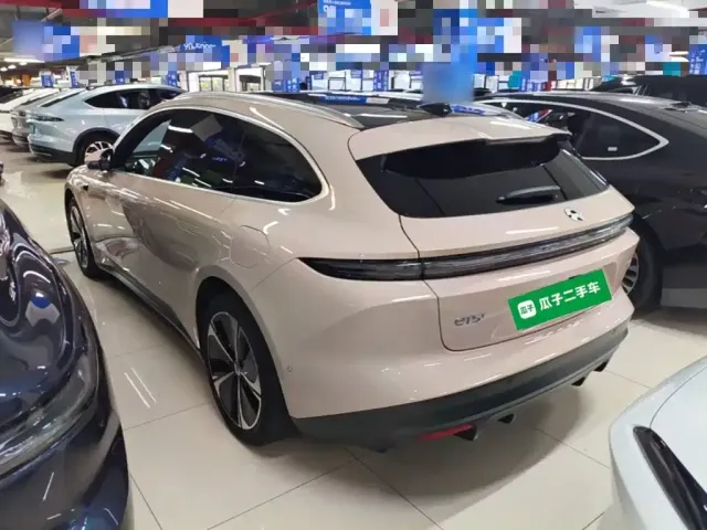 Nio ET5 Touring — Фото автомобиля 4