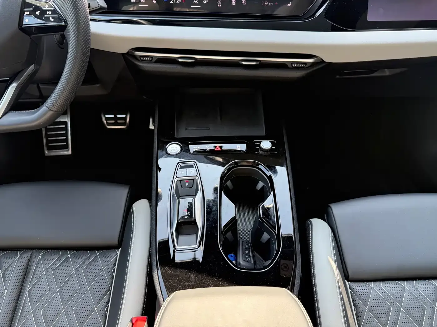 Audi Audi A5L 2025 2.0T Sport Edition Plus — Фото автомобиля 13