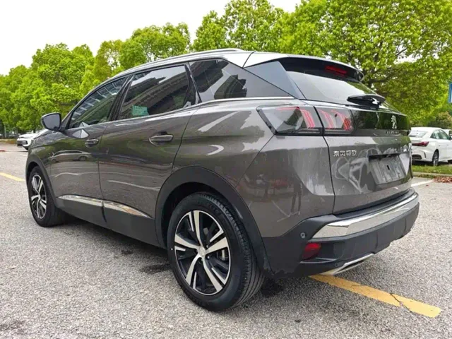 Peugeot 4008 — Фото автомобиля 4