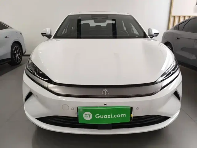 BYD Qin L — Фото автомобиля 2