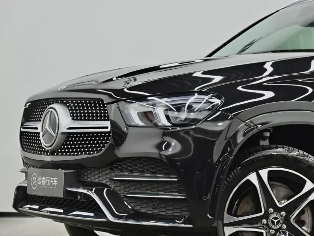 Mercedes-Benz GLE-Class — Фото автомобиля 26