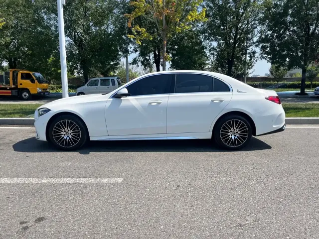 Mercedes-Benz C-Class — Фото автомобиля 16