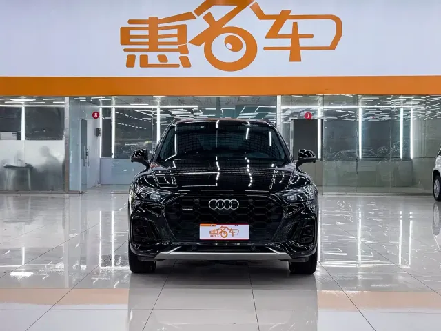 Фотография автомобиля — Audi Q5L