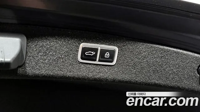 Genesis G80 Бензин 2.5 турбо AWD — Фото автомобиля 29