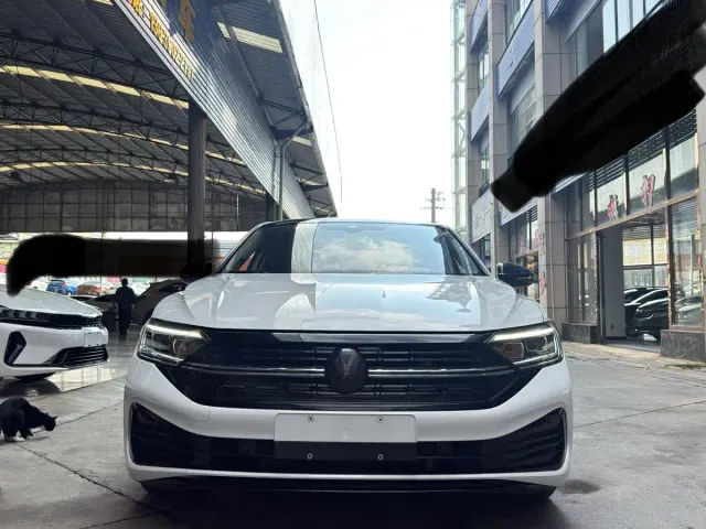 Volkswagen Sagitar — Фото автомобиля 2