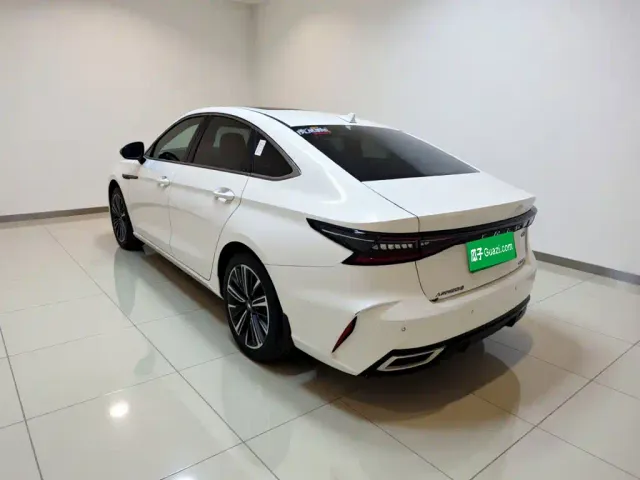 Chery Arrizo 8 — Фото автомобиля 4