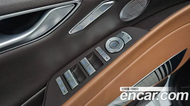 Genesis G80 Бензин 2.5 турбо AWD — Фото автомобиля 24