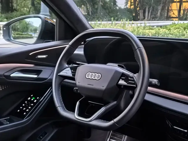 Audi Audi Q6L e-tron 2025 Model Pioneer Edition — Фото автомобиля 13