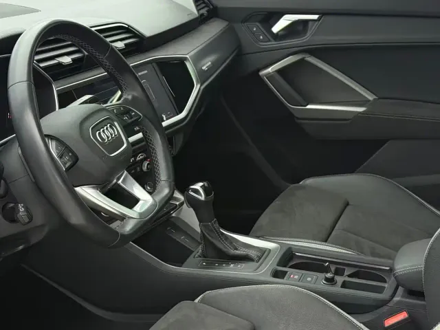 Audi Q3 — Фото автомобиля 15