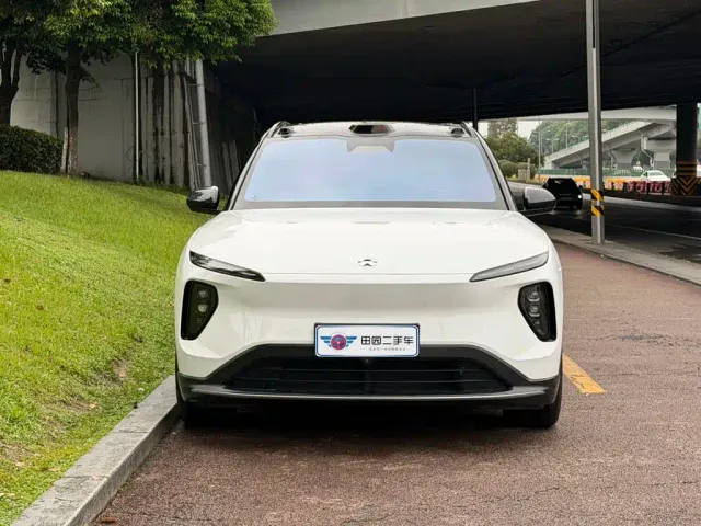 Nio ES6 — Фото автомобиля 2