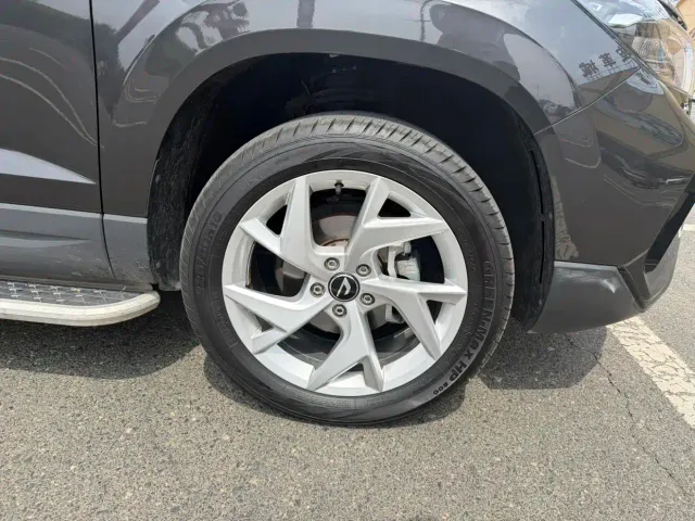 Jetta VS7 — Фото автомобиля 11