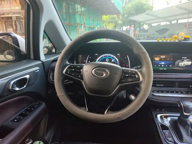 GAC Trumpchi M6 — Фото автомобиля 2
