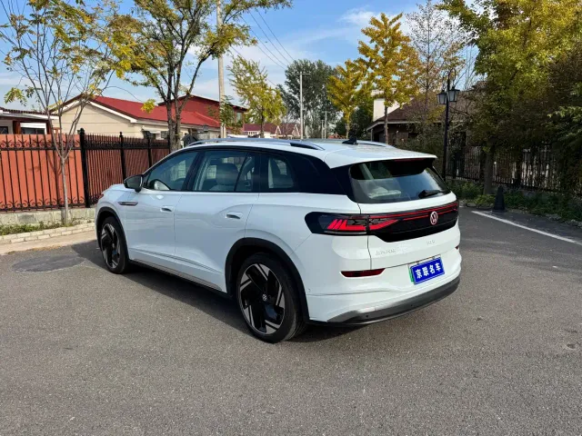 Volkswagen ID.6 X — Фото автомобиля 15