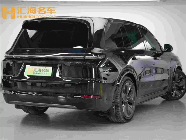 Li Auto L9 — Фото автомобиля 6