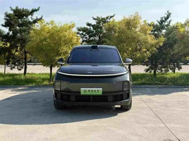 Li Auto L9 — Фото автомобиля 2
