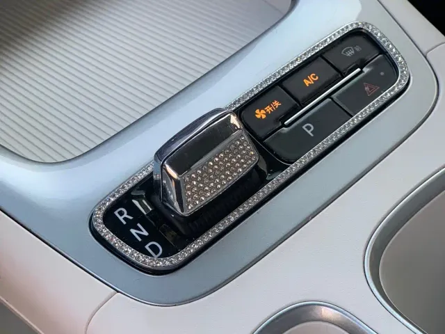 Geely Starry Wish — Фото автомобиля 6