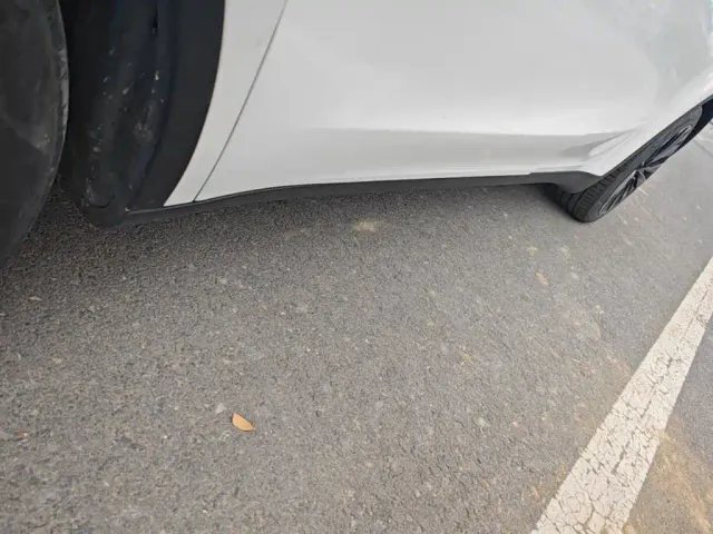 Tesla Model Y — Фото автомобиля 21