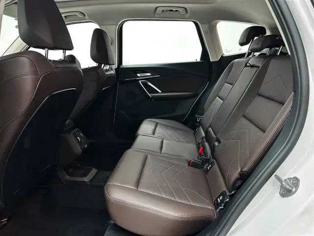 BMW X1 — Фото автомобиля 13