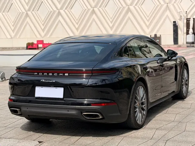 Porsche Panamera — Фото автомобиля 6