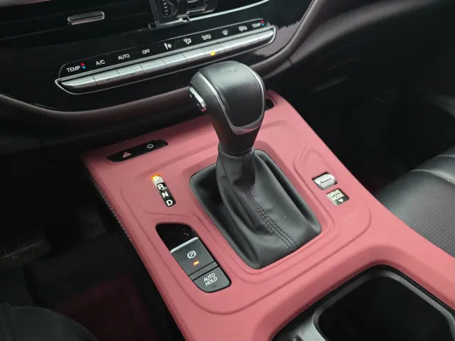 GAC Trumpchi M6 — Фото автомобиля 8